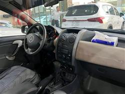 رینۆ داستەر
